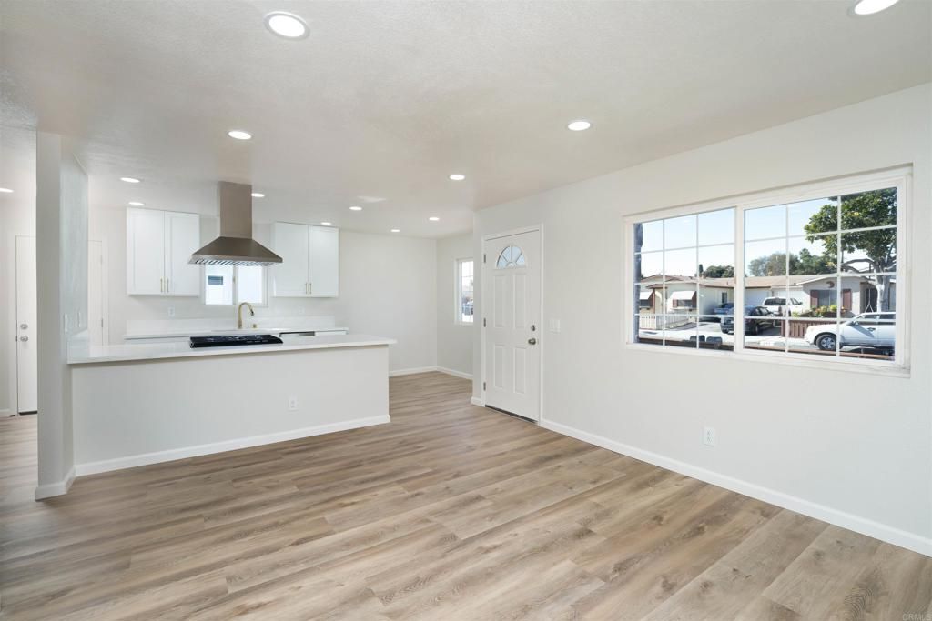 Photo of 251 Avenida Descanso, Oceanside, CA 92057 (MLS # NDP2510688)