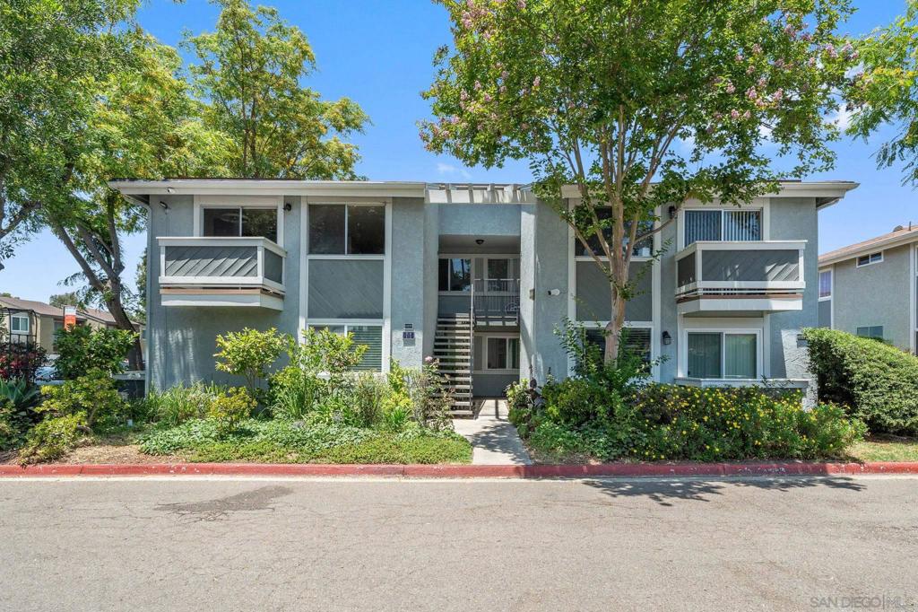 Photo 1 of 15 — 11175 Kelowna Rd Unit 3, San Diego, CA 92126
