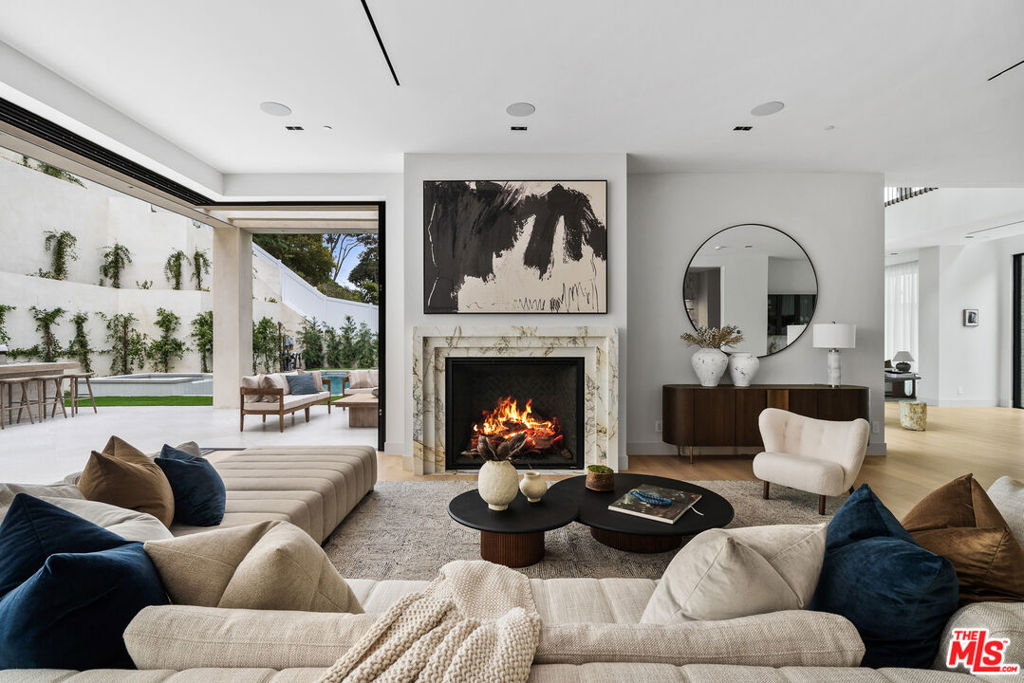 10950 Verano Road