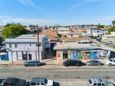 Photo of 701 N Fickett St, Los Angeles, CA 90033 (MLS # PW26012751)