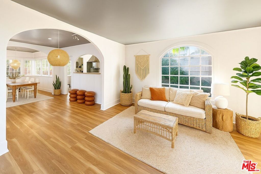 Photo of 837 Venice Boulevard, Venice, CA 90291 (MLS # 25553757)
