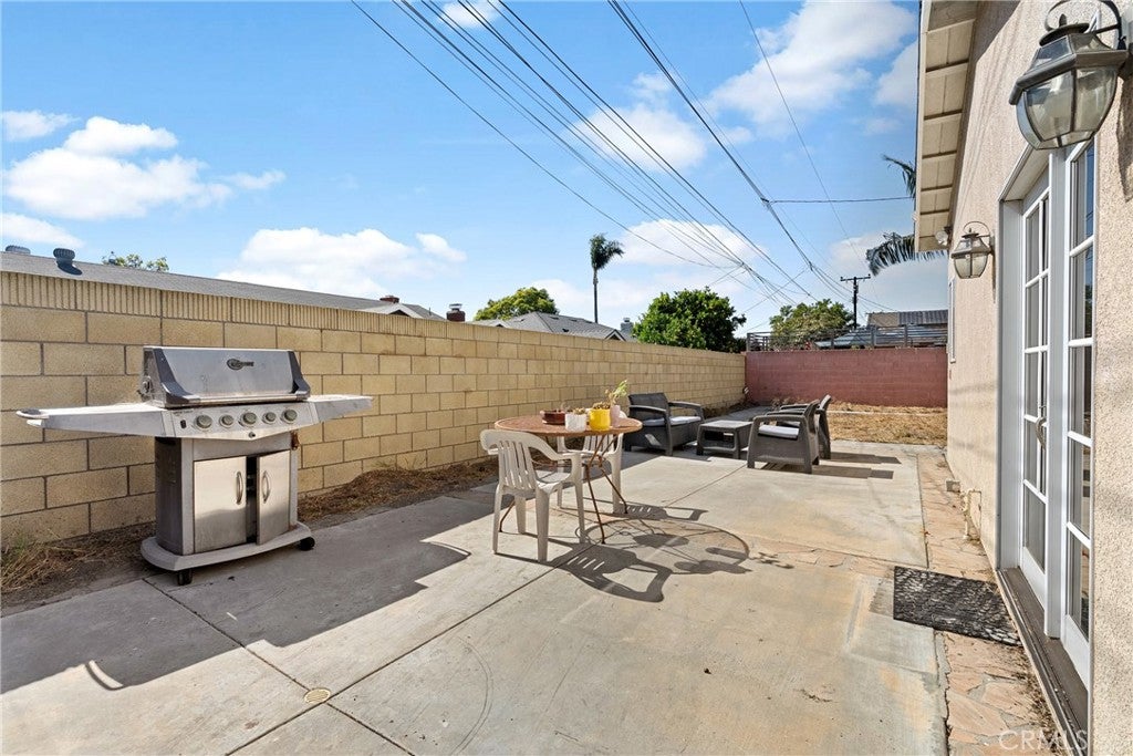 15951 Willett Lane, Huntington Beach CA 92647 - Photo 25
