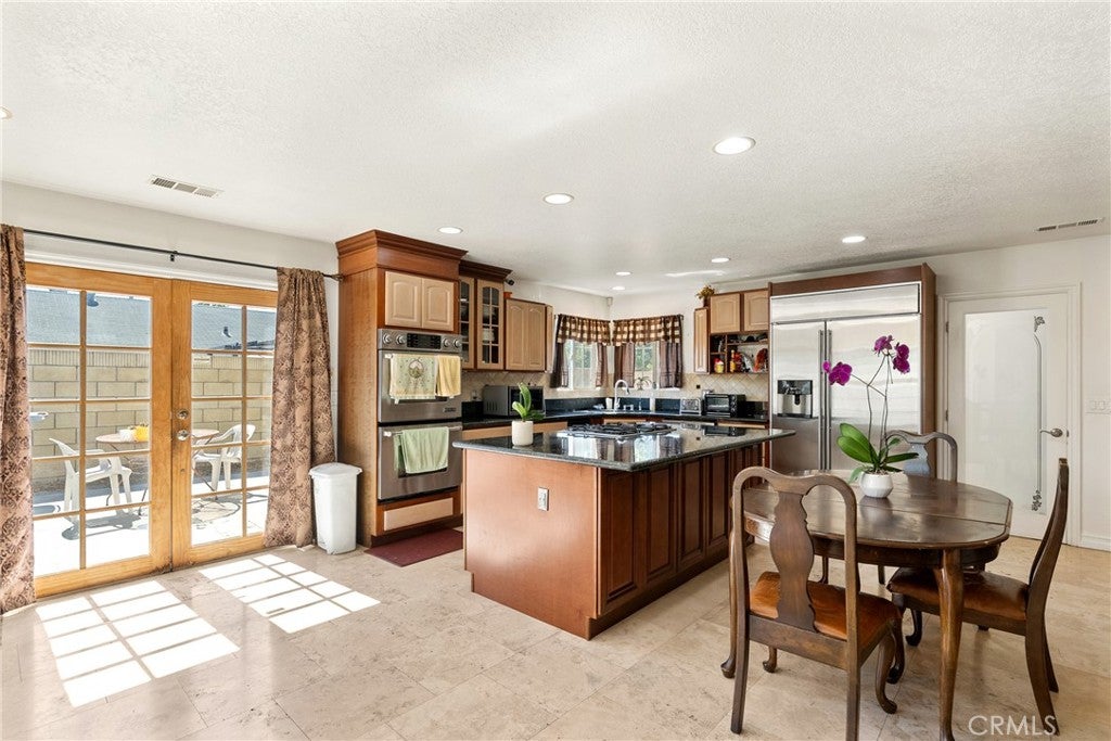 15951 Willett Lane, Huntington Beach CA 92647 - Photo 9