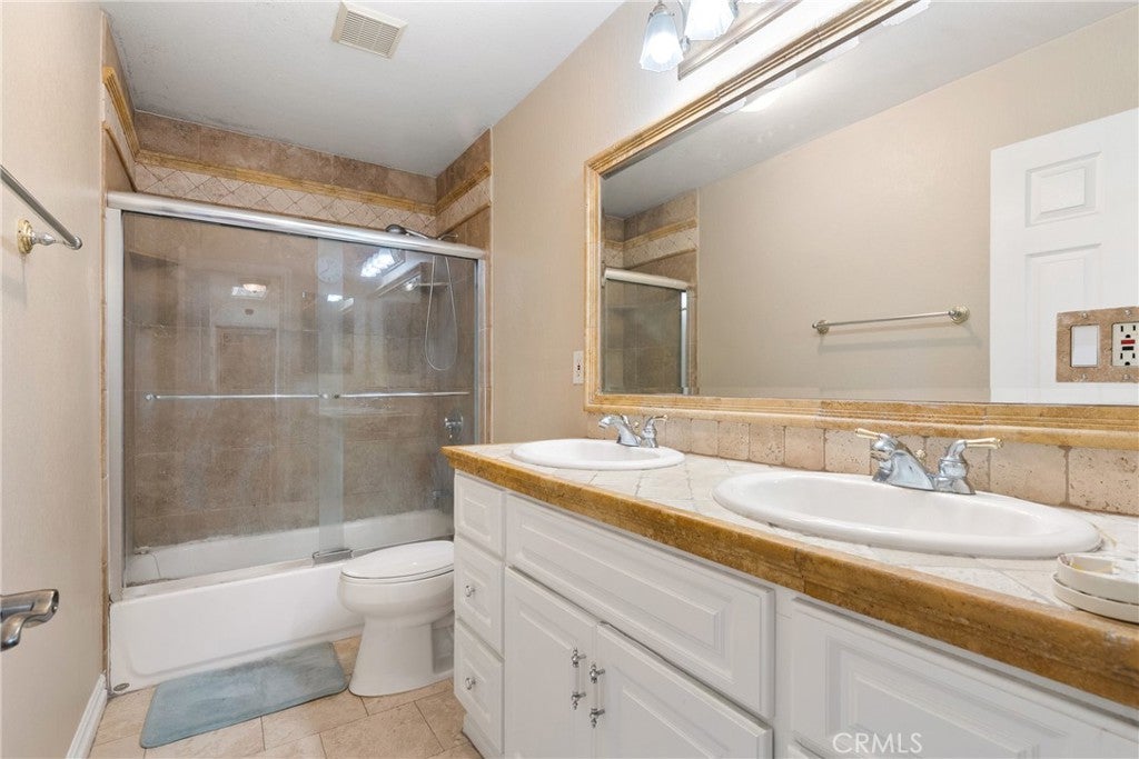 15951 Willett Lane, Huntington Beach CA 92647 - Photo 19