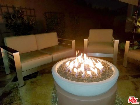 Photo of 5912 S Halm Avenue, Los Angeles, CA 90056 (MLS # 26645355)