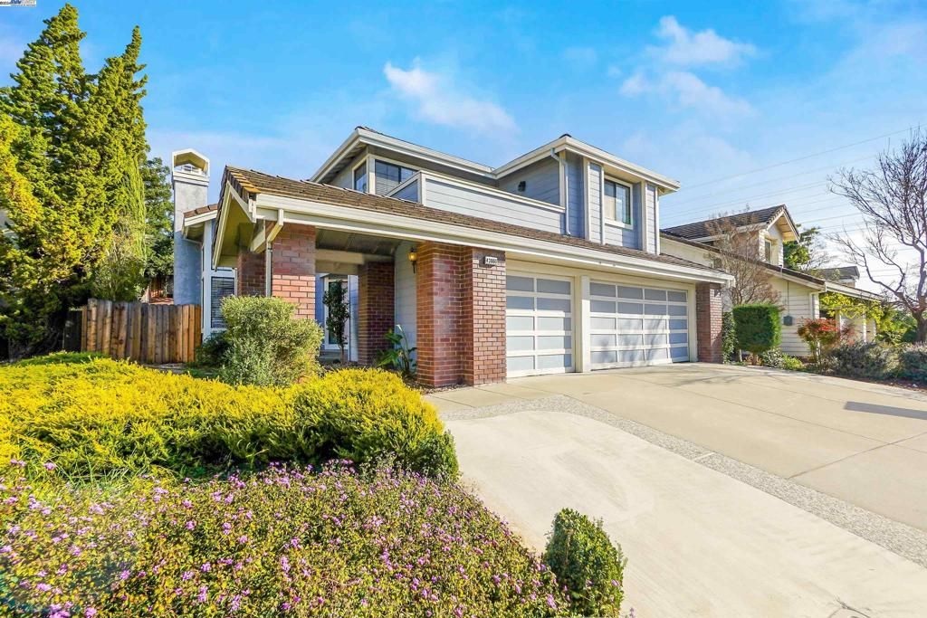 listing image 130725884692722546689