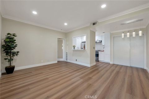 Tiny photo for 4 Gavilan #170, Rancho Santa Margarita, CA 92688 (MLS # SB25073111)