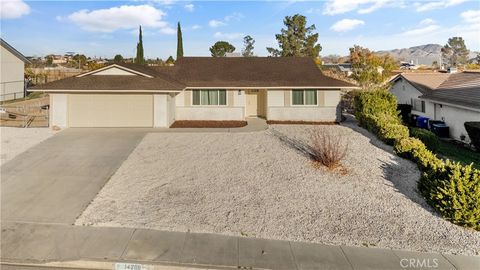 Photo of 14208 Apple Creek Dr, Victorville, CA 92395 (MLS # CV26058921)
