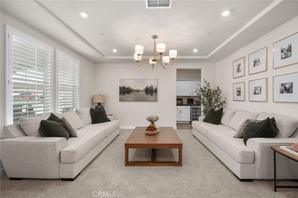 16155 New Canaan