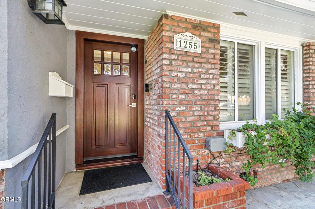 1255 Oak Circle Drive