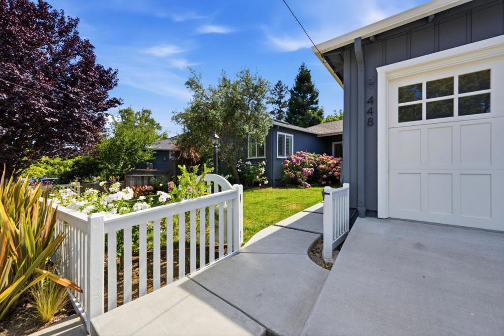 448 Emerald Avenue