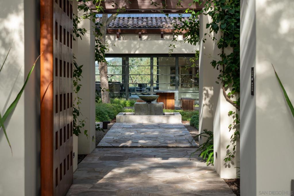 Rancho Santa Fe - Residential