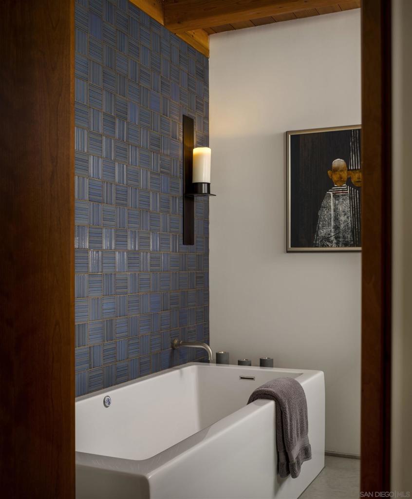 Rancho Santa Fe - Residential