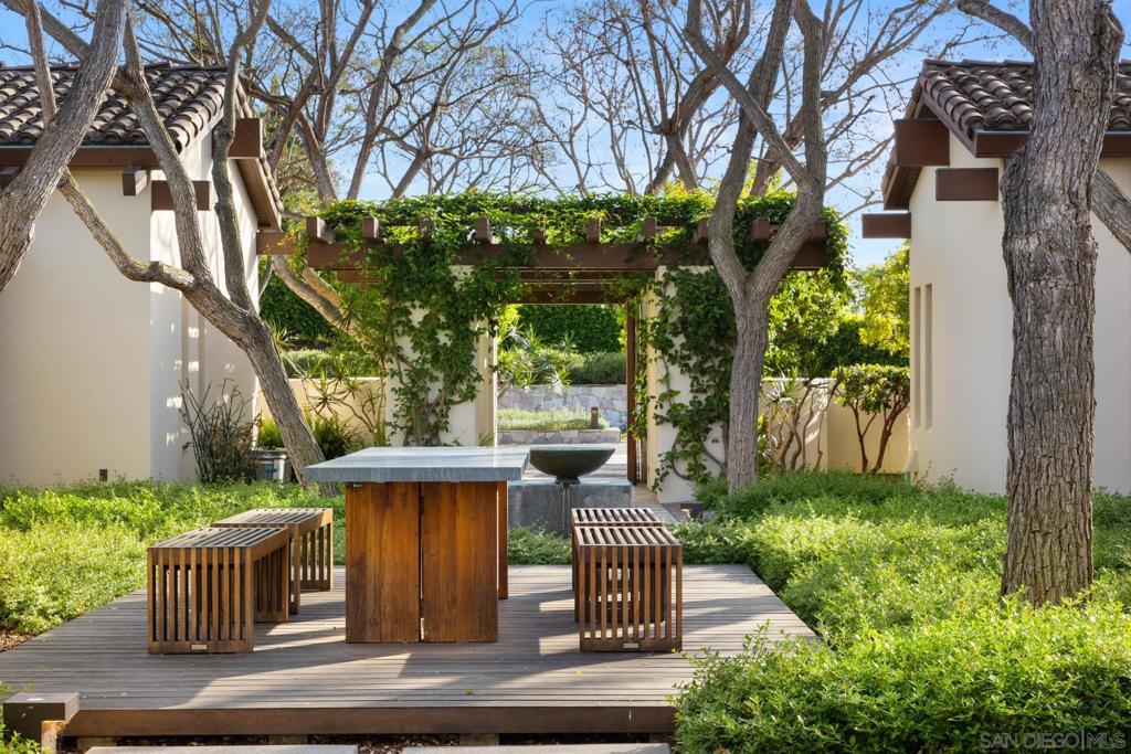 Rancho Santa Fe - Residential