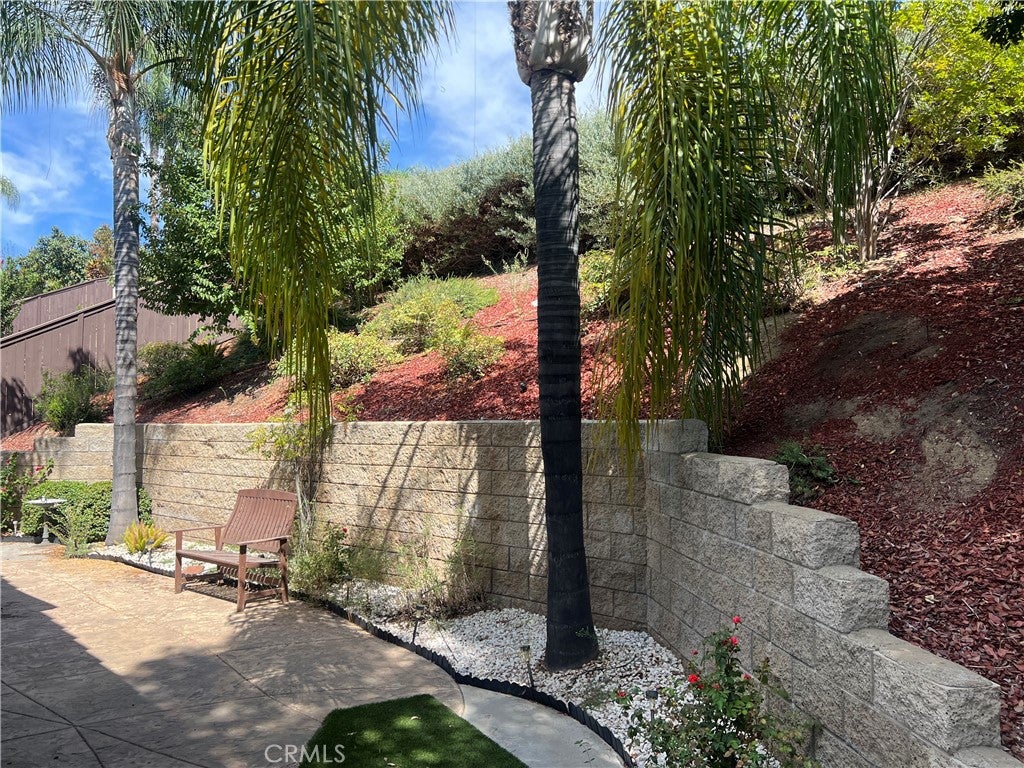 28984 River Oaks Lane