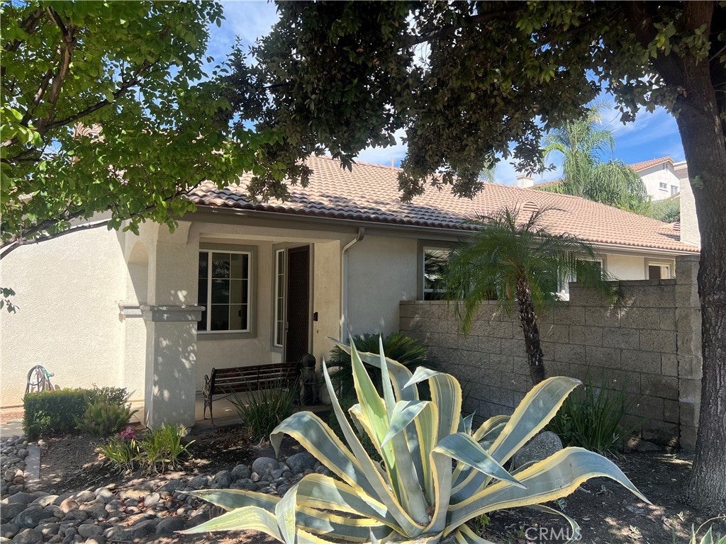 28984 River Oaks Lane