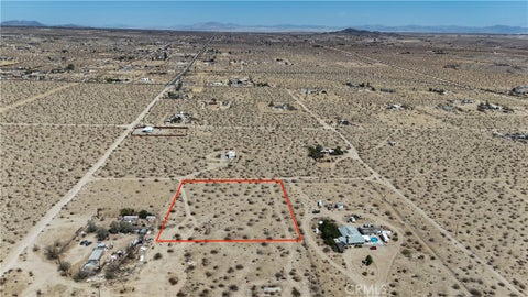 Photo of 760 Carmel Street, Joshua Tree, CA 92252 (MLS # HD26143169)