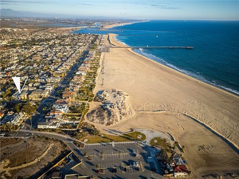 Tiny photo for 114 2nd St, Seal Beach, CA 90740 (MLS # PW26082503)
