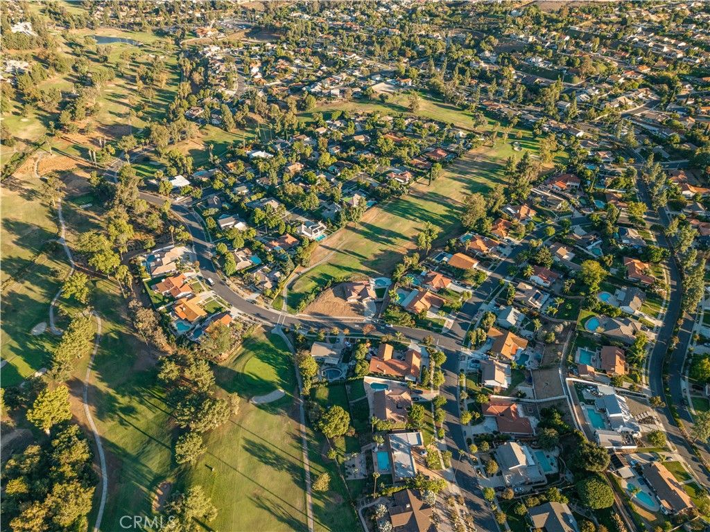 Photo of 1450 Via Vallarta, Riverside, CA 92506 (MLS # IV25242014)