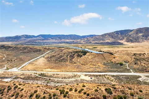 Photo of 0 Rd Vic 80th Vac Elizabeth Lake, Leona Valley, CA 93551 (MLS # SR26211928)