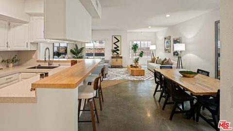 10627 Ashton Avenue 103 Los Angeles CA 90024