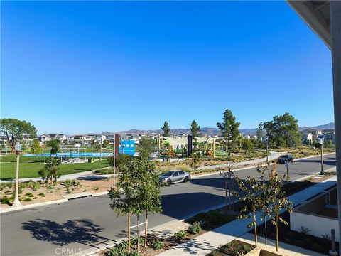 520 Gadwall Irvine CA 92618