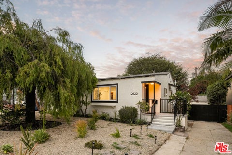 Photo of 8420 Bleriot Avenue, Los Angeles, CA 90045 (MLS # 26874531)