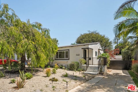Photo of 8420 Bleriot Avenue, Los Angeles, CA 90045 (MLS # 26874531)