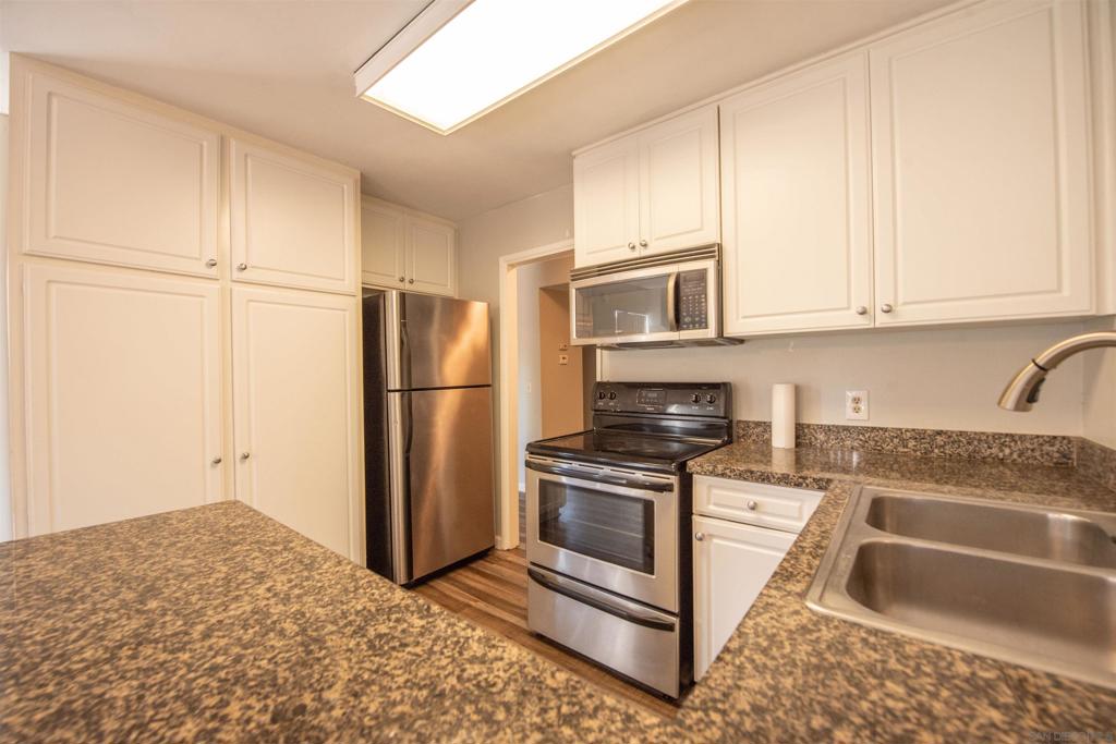 17141 W BERNARDO DR