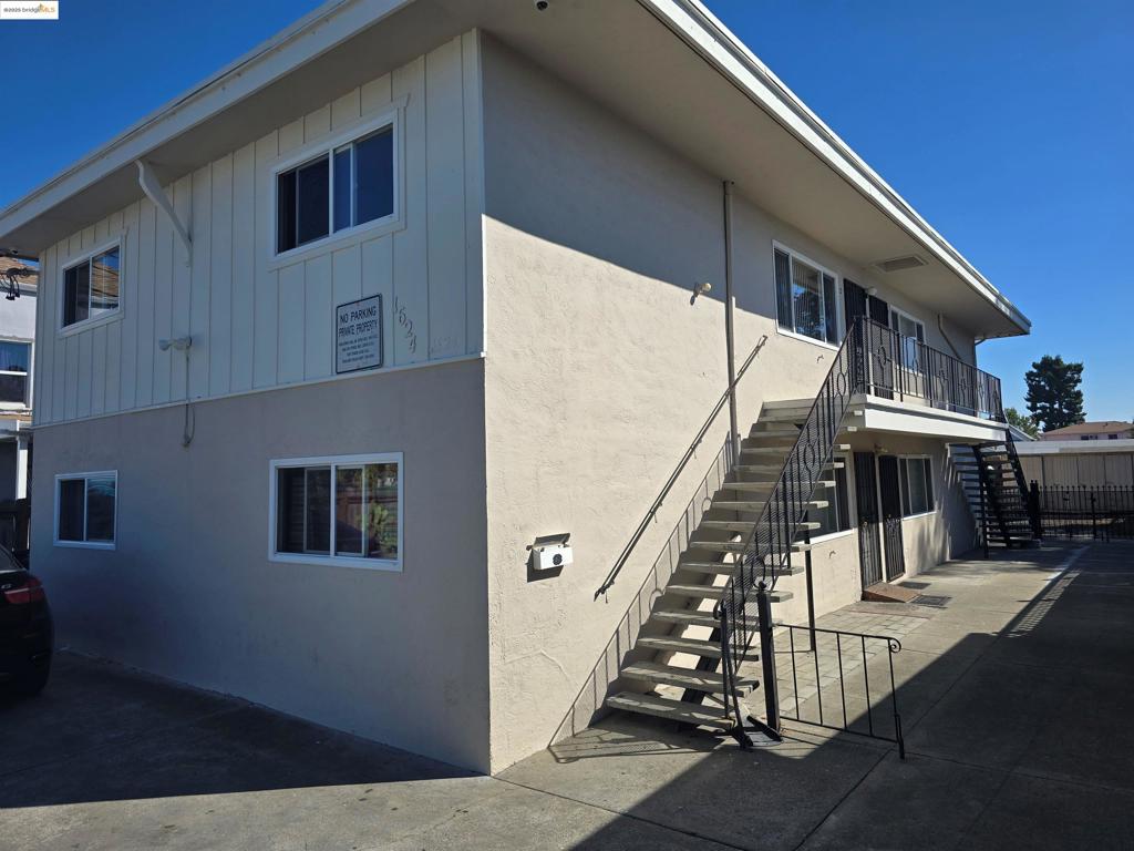 E OAKLAND - Residential Income
