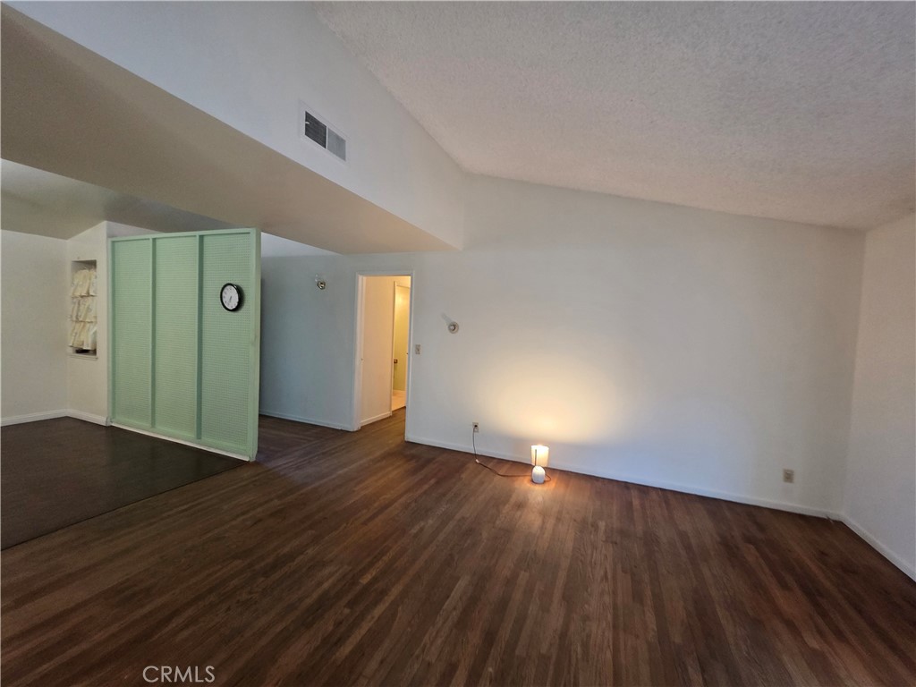 10141 Brockway Street