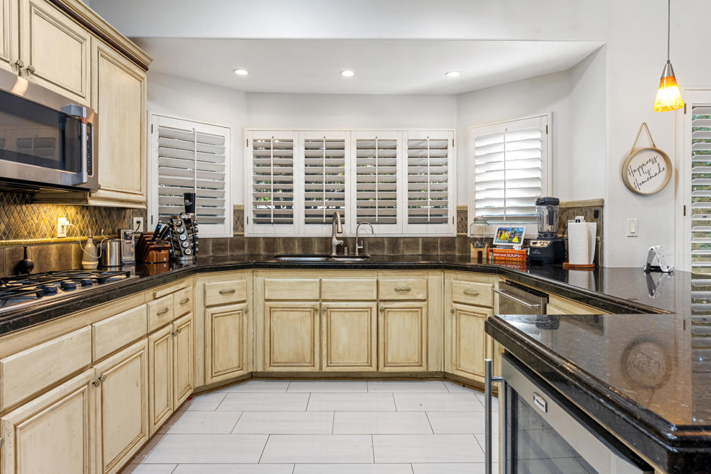 Bella Vista - Residential