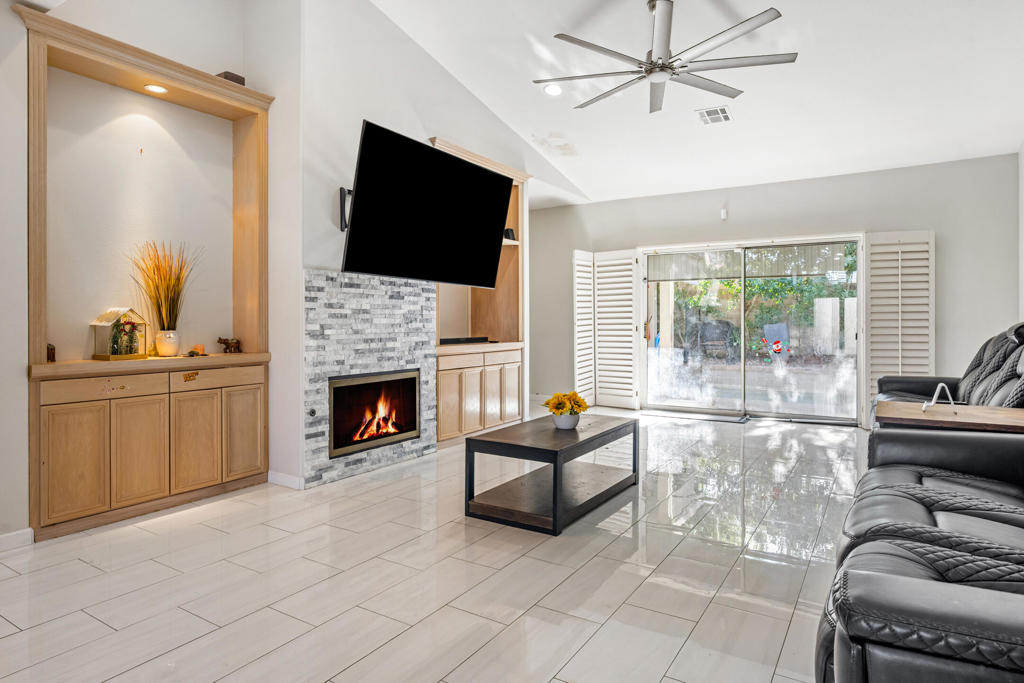 Bella Vista - Residential