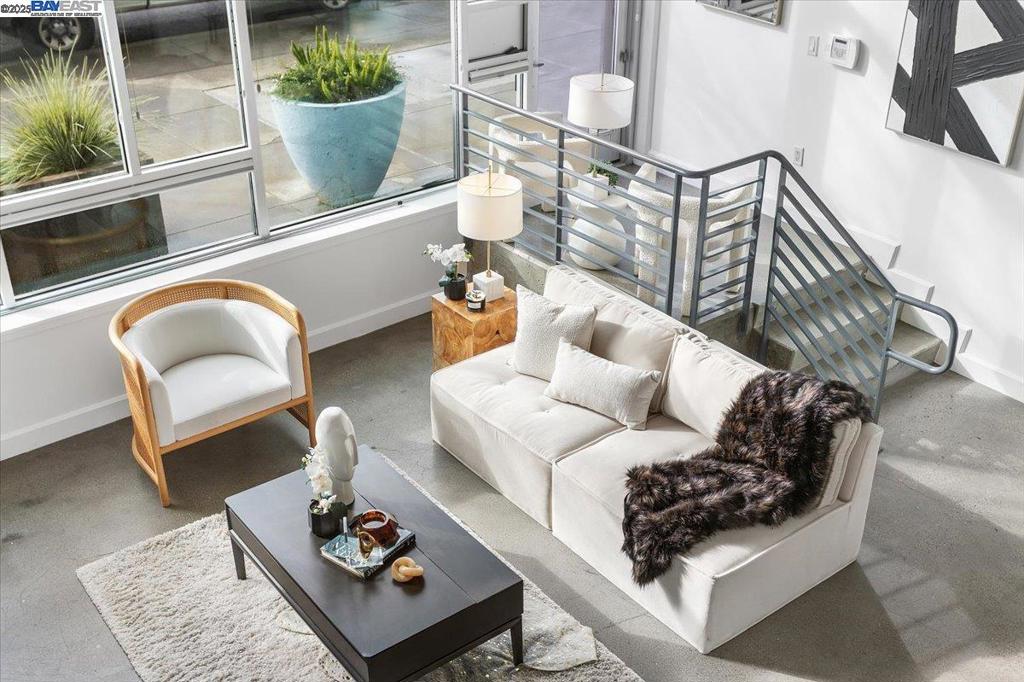 JACK LONDON - Residential