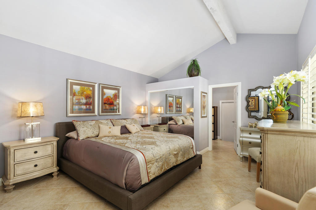 The Lakes Country Cl - Residential