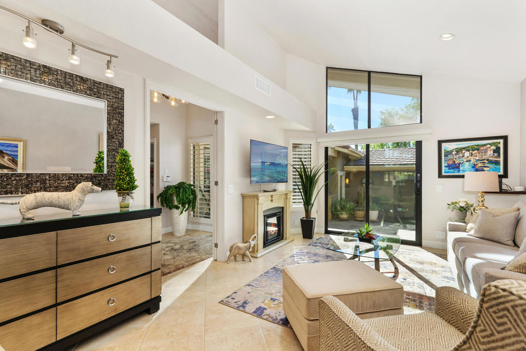 The Lakes Country Cl - Residential
