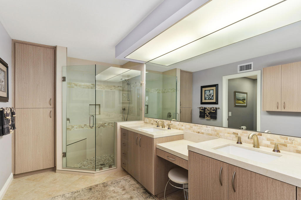 The Lakes Country Cl - Residential