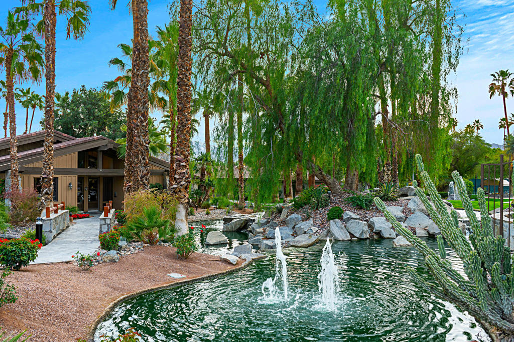 The Lakes Country Cl - Residential