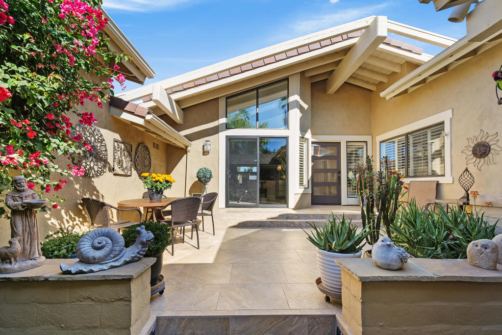 The Lakes Country Cl - Residential