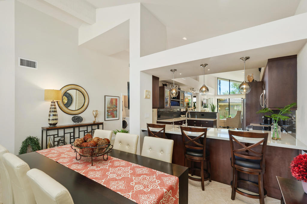 The Lakes Country Cl - Residential