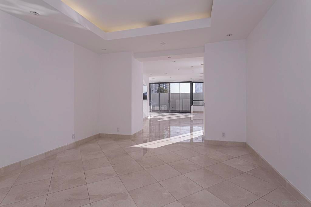 700 Front Street 501
