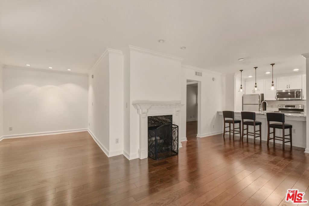 Photo of 141 S Clark Drive #225, Los Angeles, CA 90048 (MLS # 26651995)