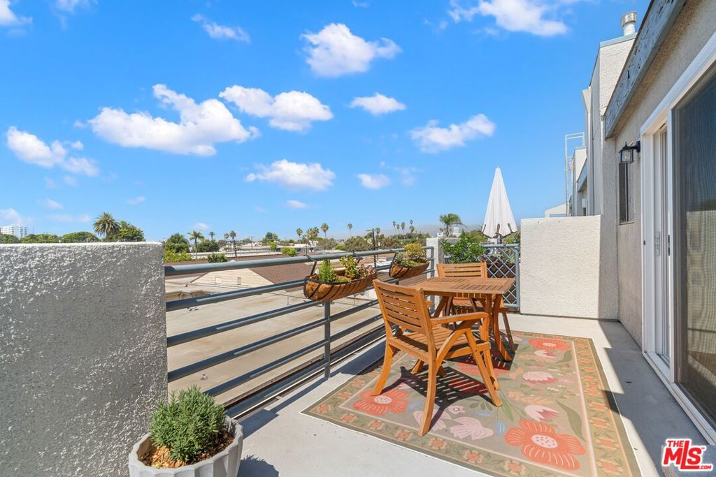 2806 6th Street