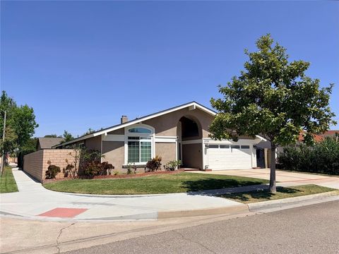 13735 Hedda Cerritos CA 90703