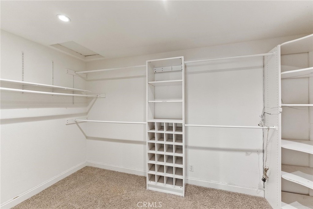 Gables (GB) - Residential Lease