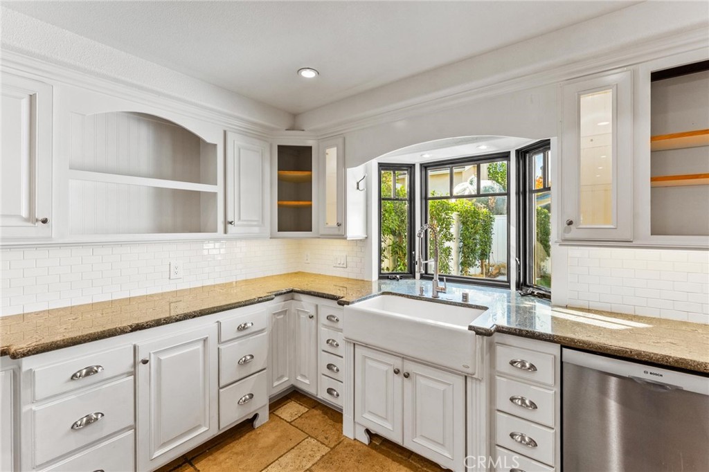 Gables (GB) - Residential Lease