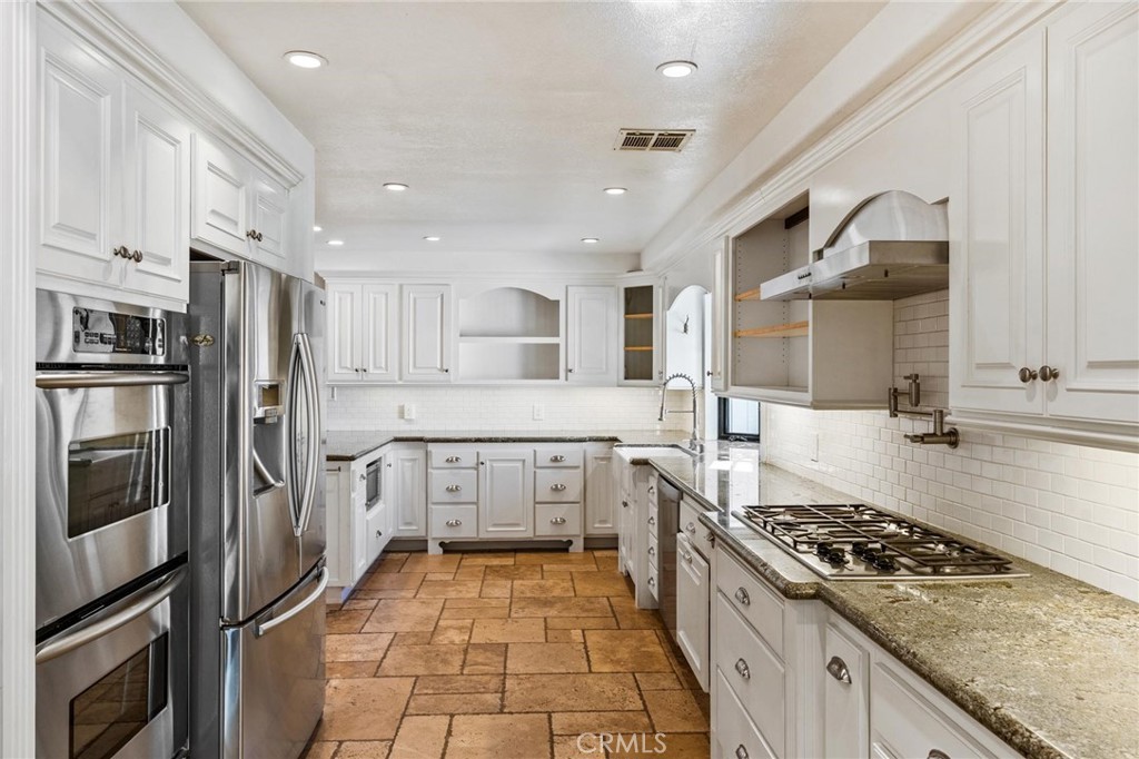 Gables (GB) - Residential Lease