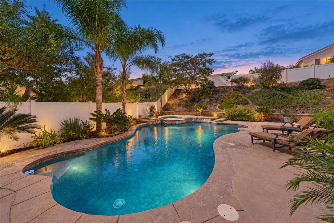 Properties 2 41959 Cameryn Court