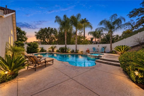 Photo of 41959 Cameryn Court, Murrieta, CA 92562 (MLS # SW26212954)