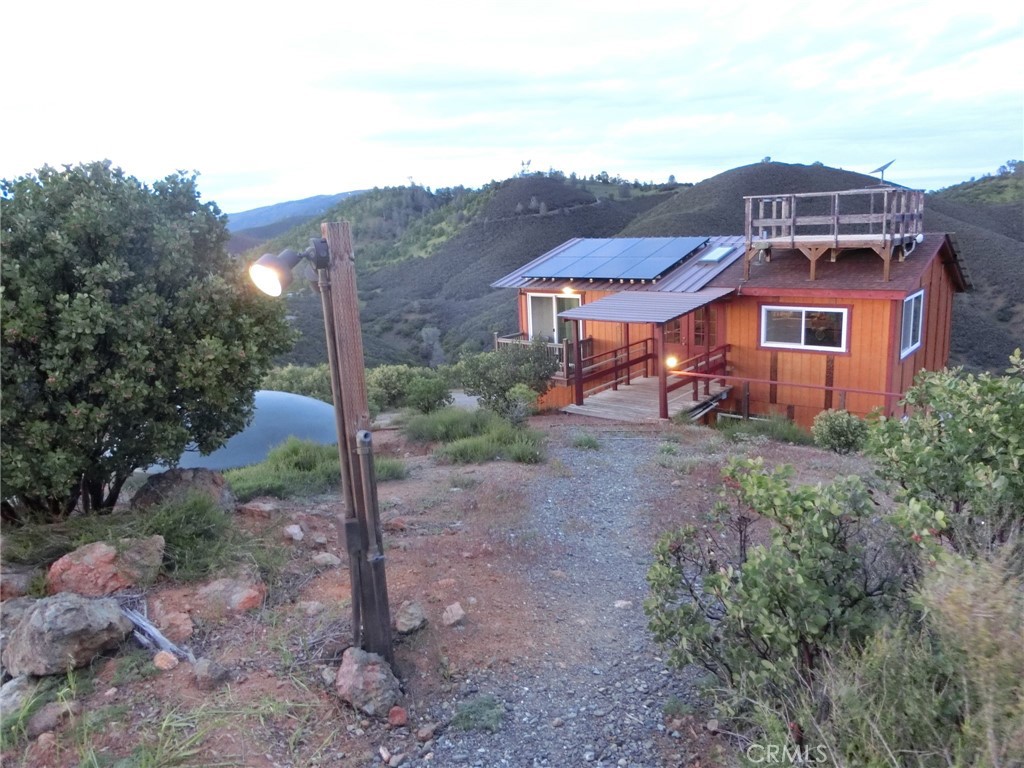 864 Watertrough Road